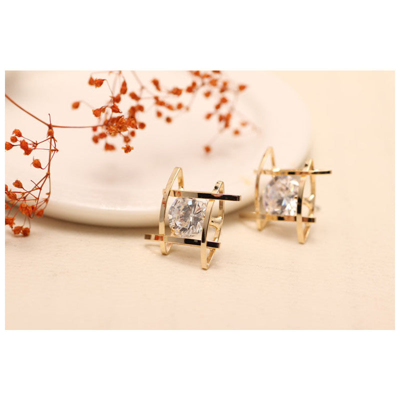 Elegant and Charming Rhinestone Crystals Earrings for Women