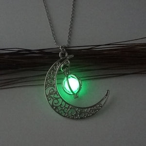 Fashion Women's Stone Shine Moon Charm Luminous Necklace