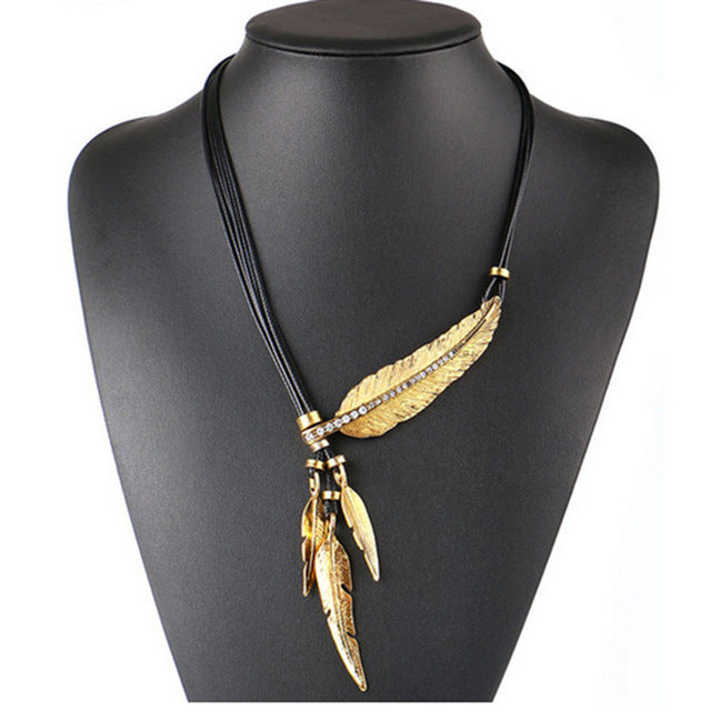 Vintage Alloy Feather Statement Necklace Women